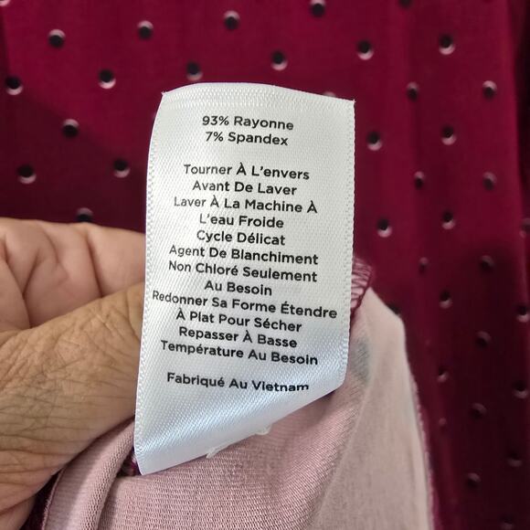 Talbots Knit Top VNeck Dot Print Burgundy 3/4 Sleeve Stretch NWT Size Large - Picture 9 of 10